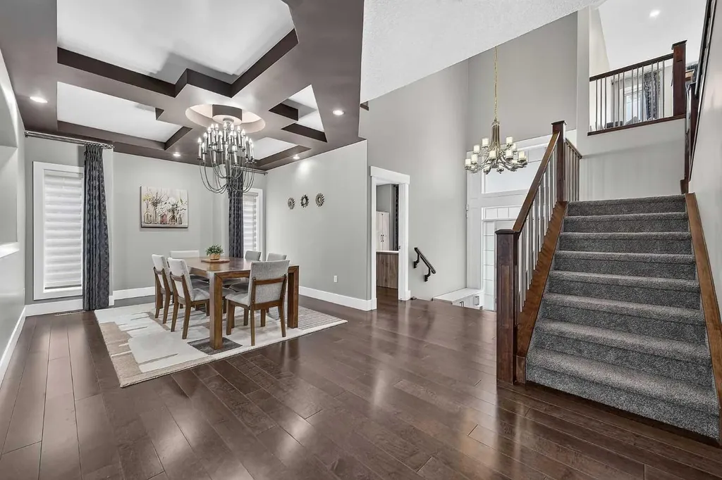 36 Rockyvale Green NW Calgary AB T3G 0E3