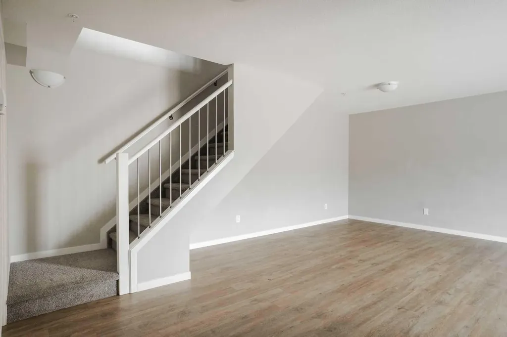 201 Abasand Drive Fort Mcmurray AB T9J 1H9