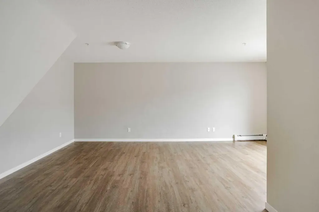 201 Abasand Drive Fort Mcmurray AB T9J 1H9