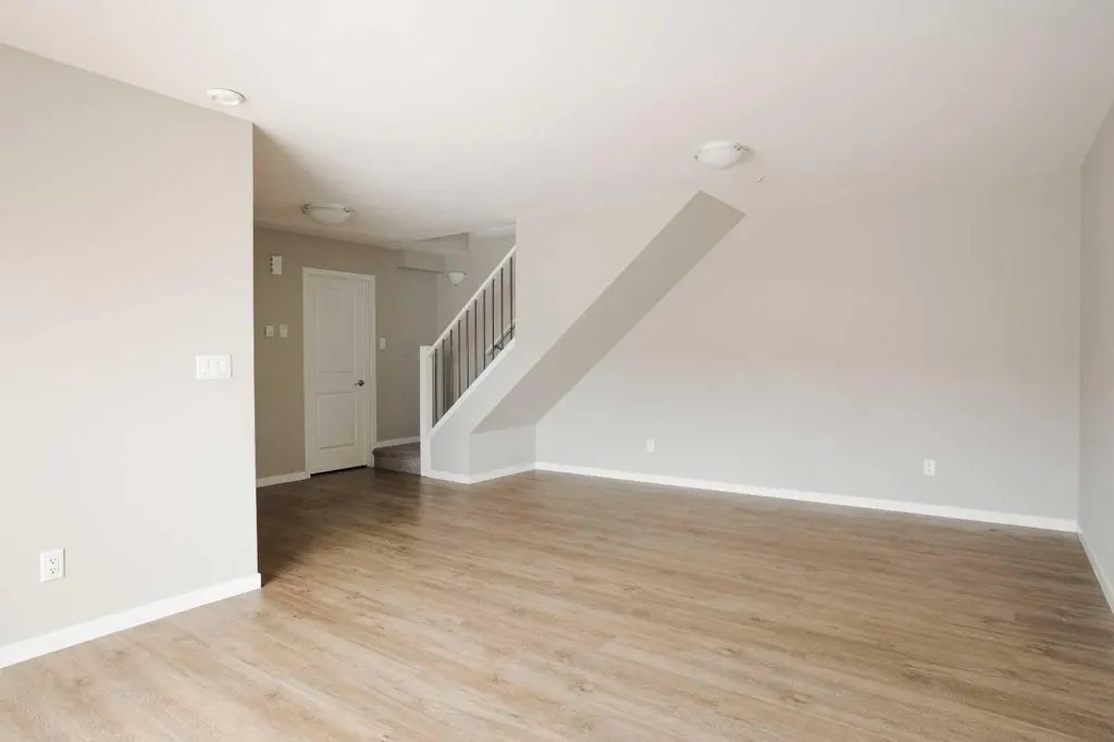 201 Abasand Drive Fort Mcmurray AB T9J 1H9