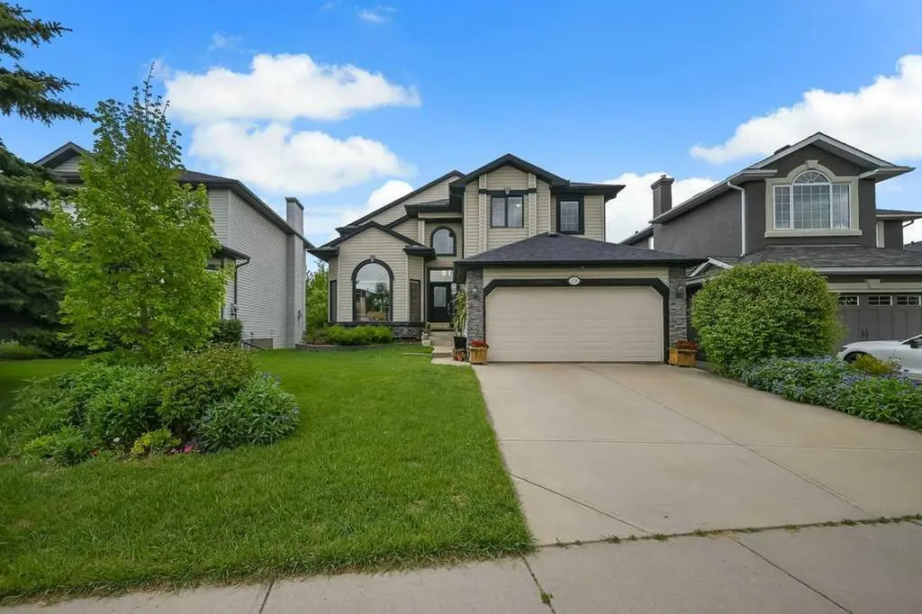 158 Valley Glen Heights NW Calgary AB T3B 5P9