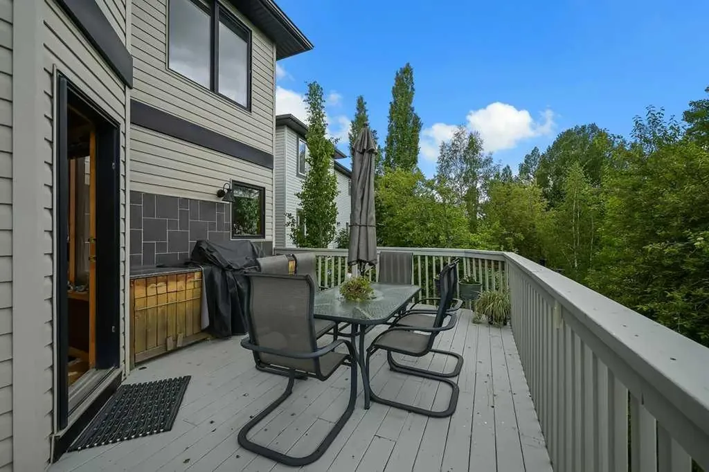 158 Valley Glen Heights NW Calgary AB T3B 5P9