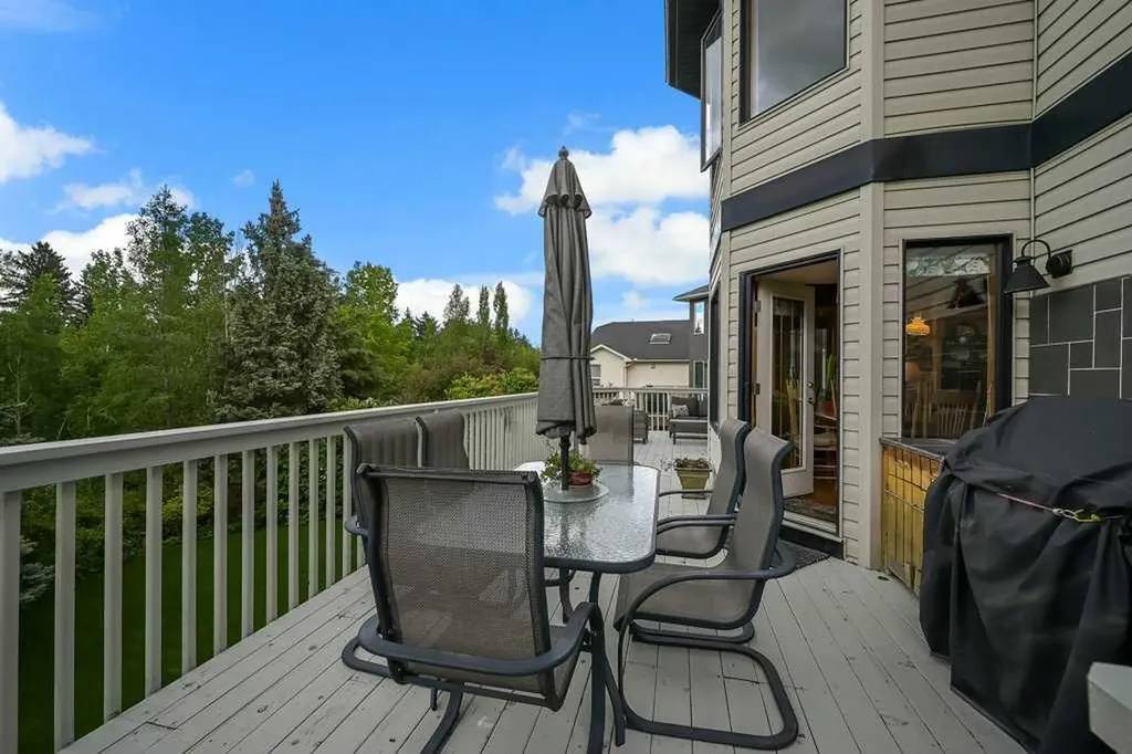 158 Valley Glen Heights NW Calgary AB T3B 5P9