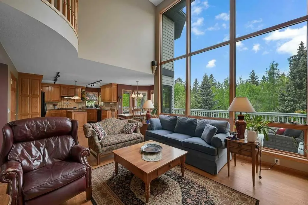 158 Valley Glen Heights NW Calgary AB T3B 5P9
