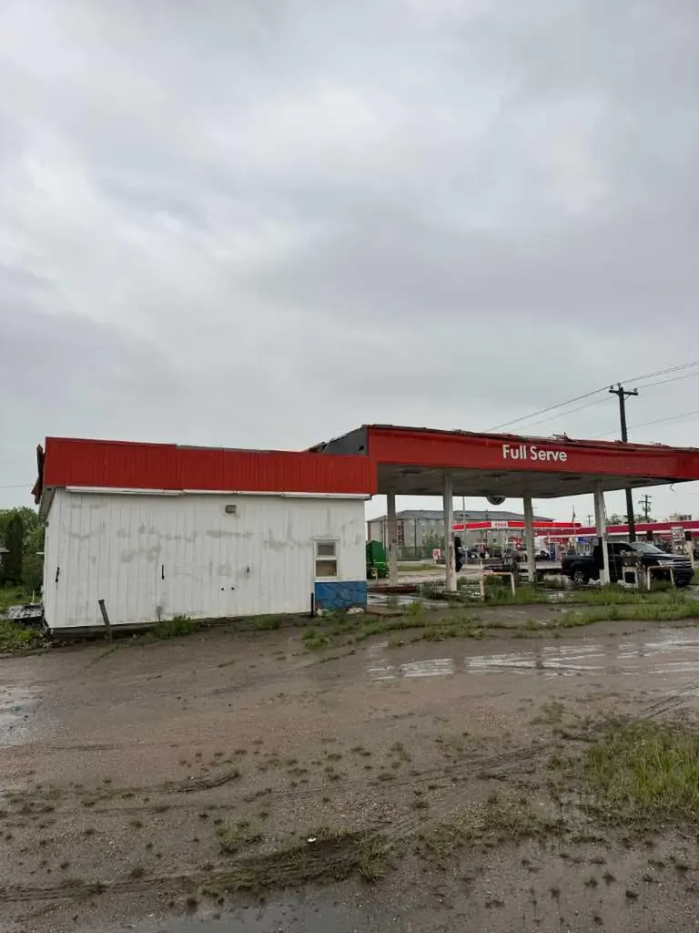 4916A 50 Avenue Grassland AB T0A1V0