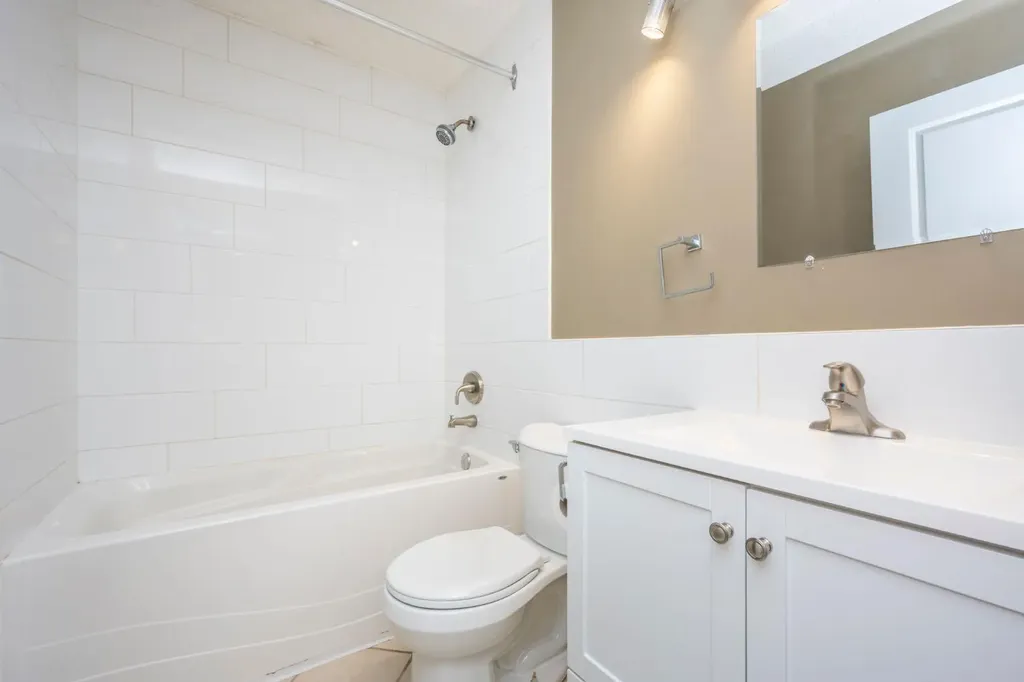 6031 Lacombe Way SW Calgary AB T3E5T4