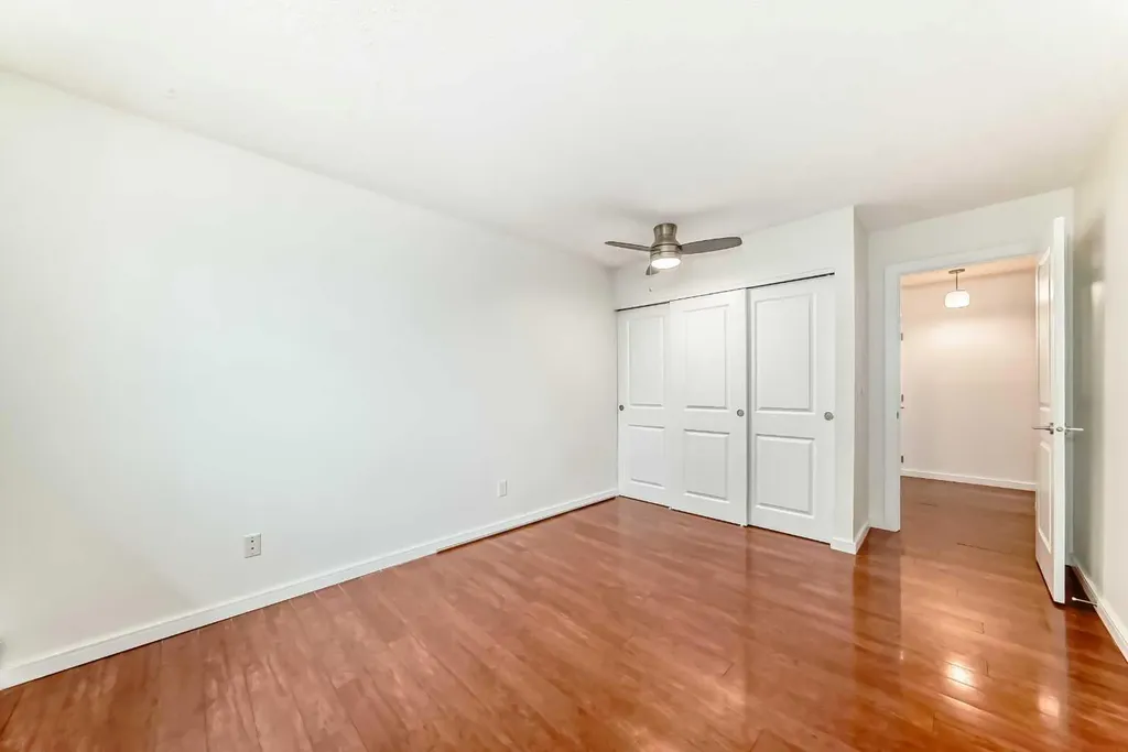 10838 108 Street NW Edmonton AB T5H 3A6