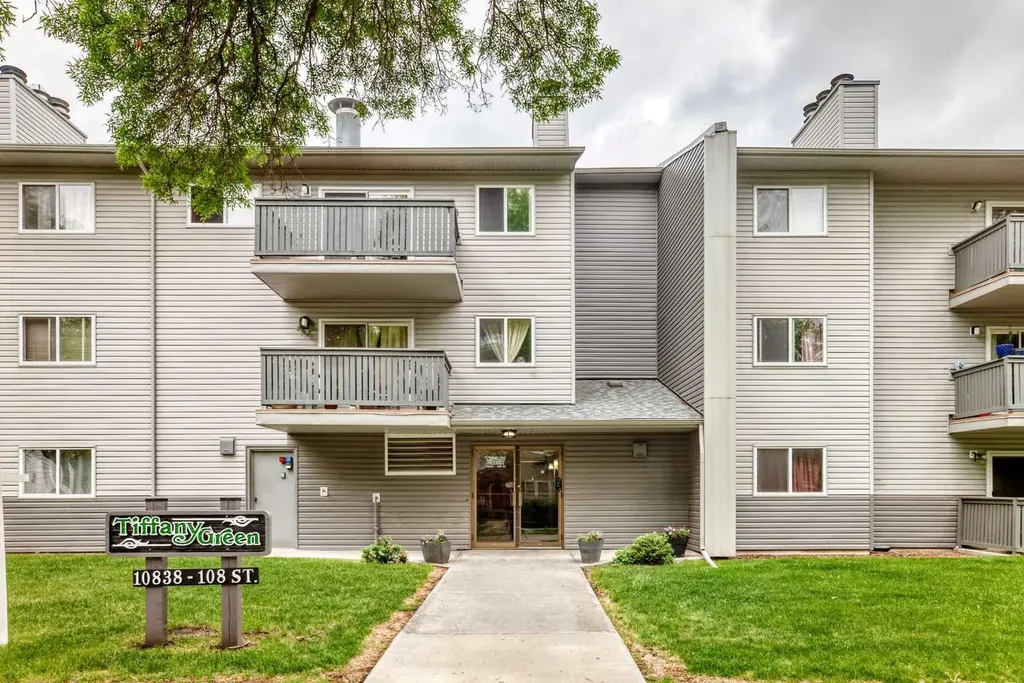 10838 108 Street NW Edmonton AB T5H 3A6