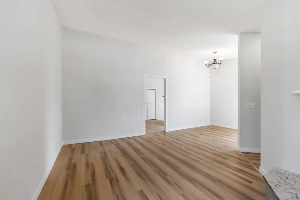 199 Templevale Road NE Calgary AB T1Y 4V9