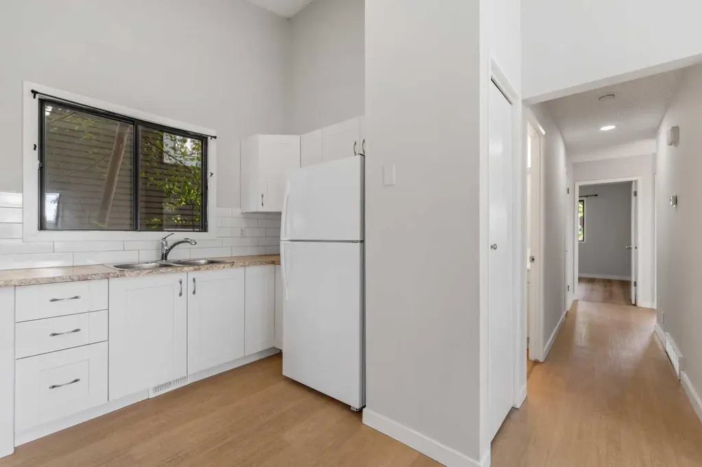 199 Templevale Road NE Calgary AB T1Y 4V9