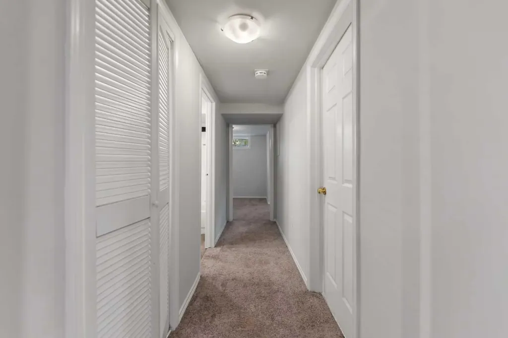 199 Templevale Road NE Calgary AB T1Y 4V9