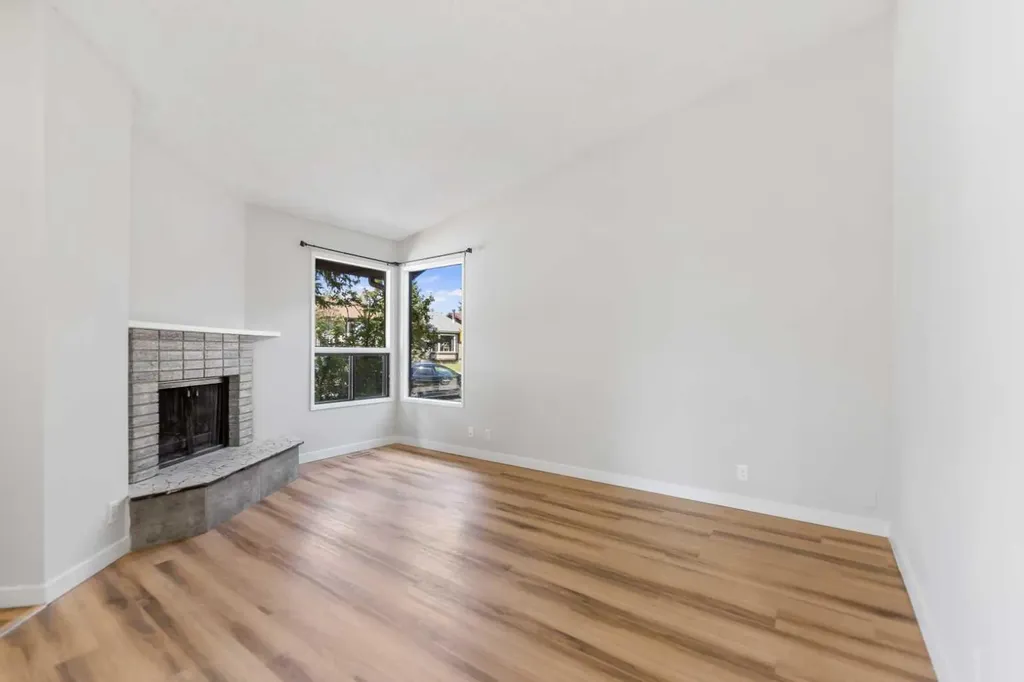 199 Templevale Road NE Calgary AB T1Y 4V9