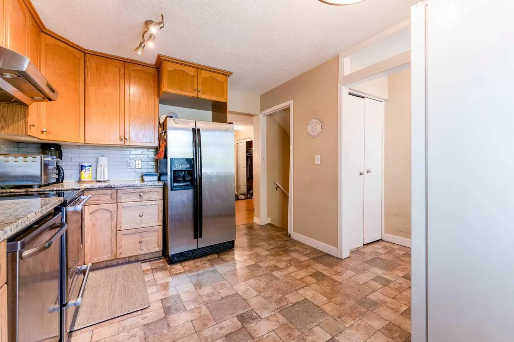 144 Midbend Place SE Calgary AB T2X 2J6