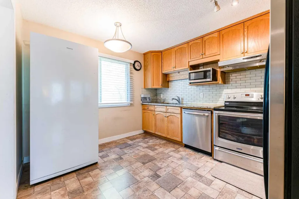 144 Midbend Place SE Calgary AB T2X 2J6