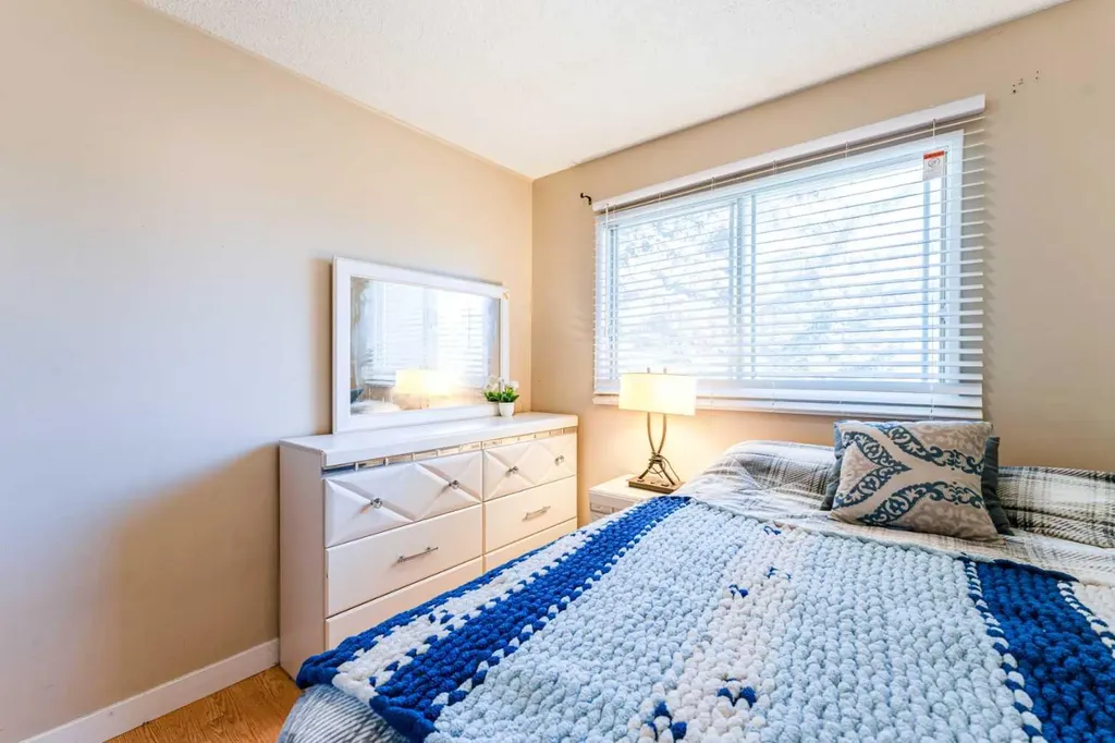 144 Midbend Place SE Calgary AB T2X 2J6