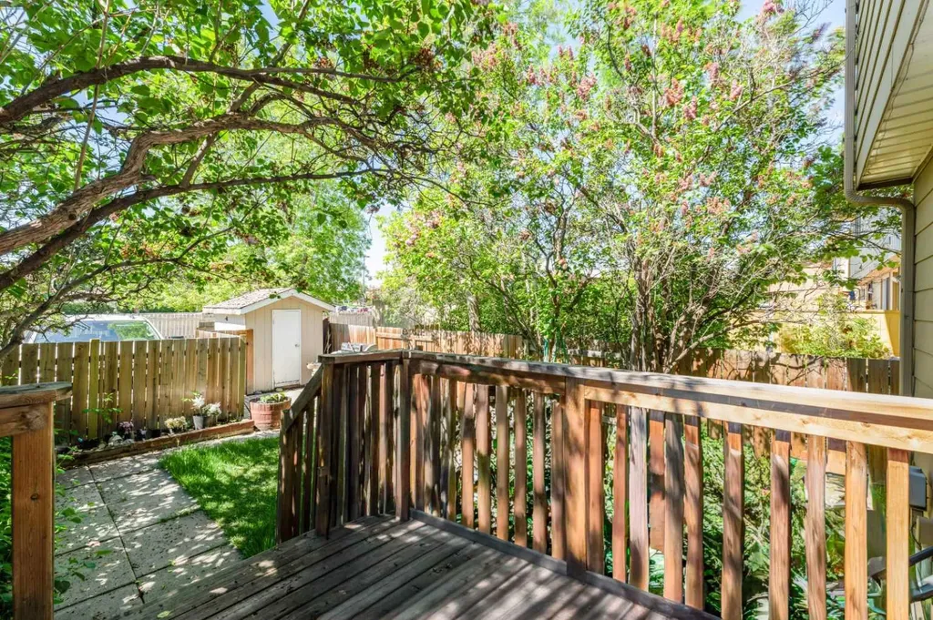 144 Midbend Place SE Calgary AB T2X 2J6