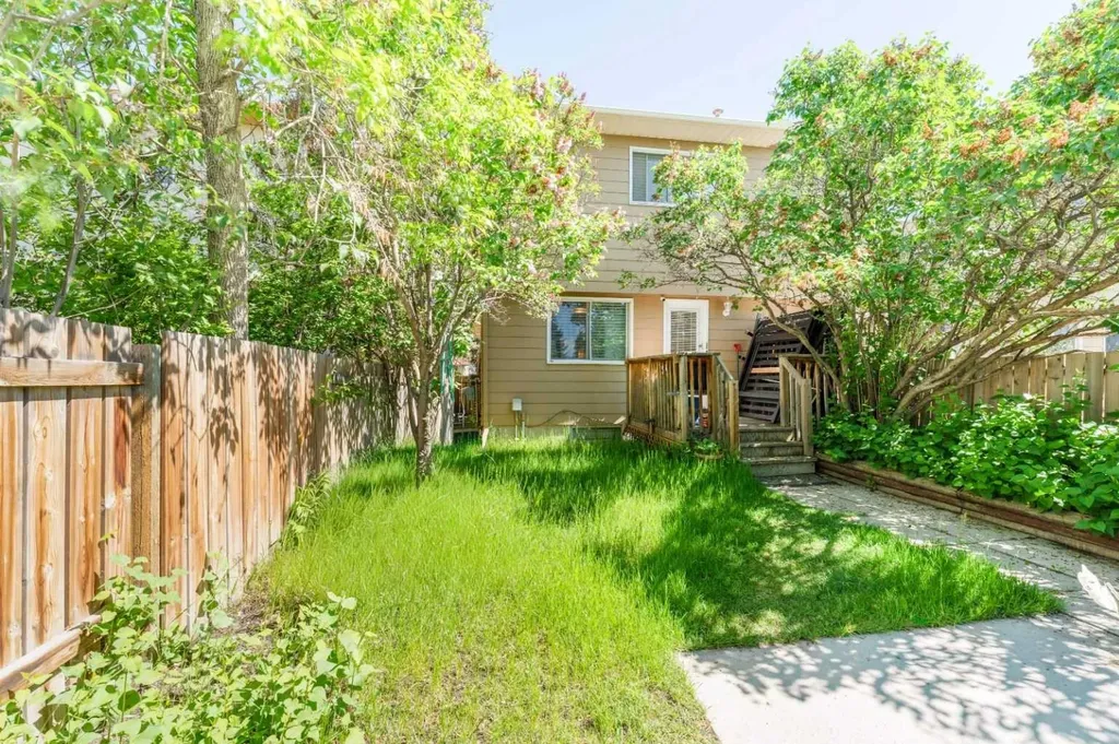 144 Midbend Place SE Calgary AB T2X 2J6