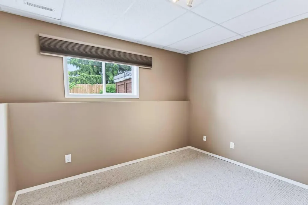 42 Logan Close Red Deer AB T4R2N8