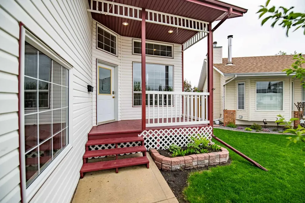 42 Logan Close Red Deer AB T4R2N8