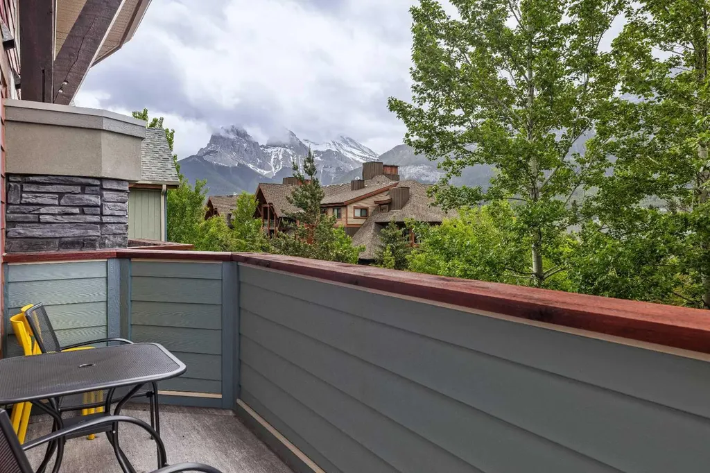 109 Montane Road Canmore AB T1W 3J2