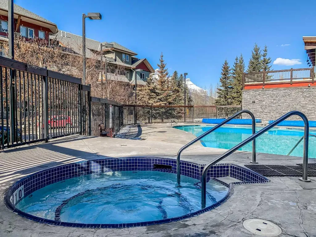 109 Montane Road Canmore AB T1W 3J2