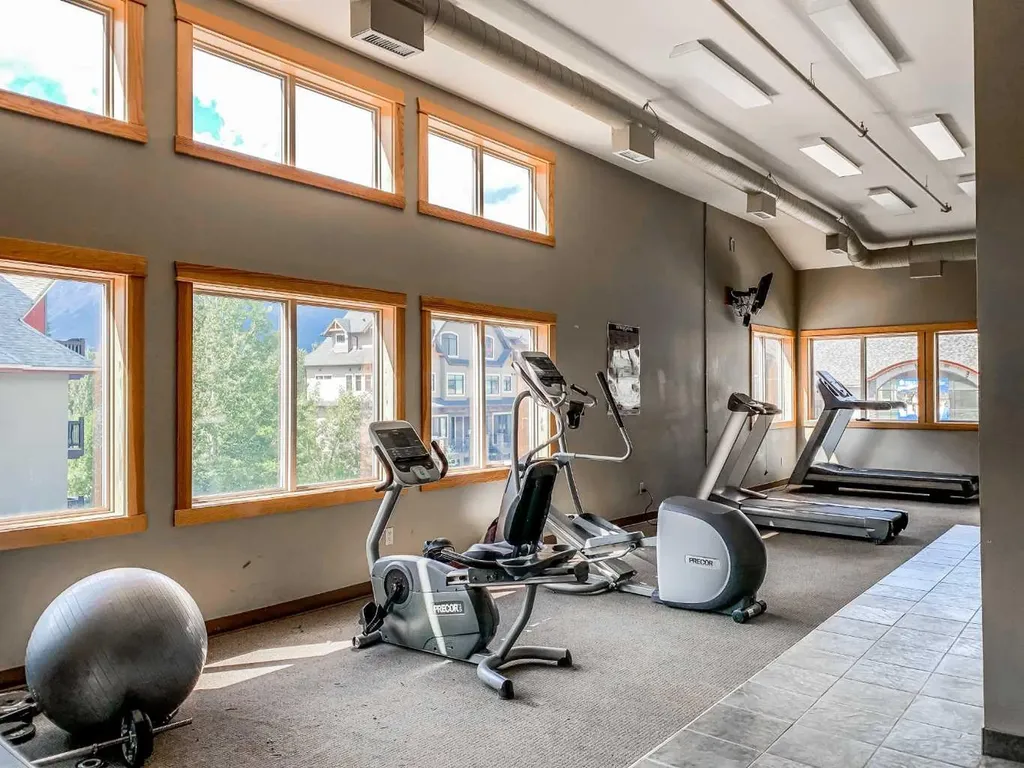109 Montane Road Canmore AB T1W 3J2