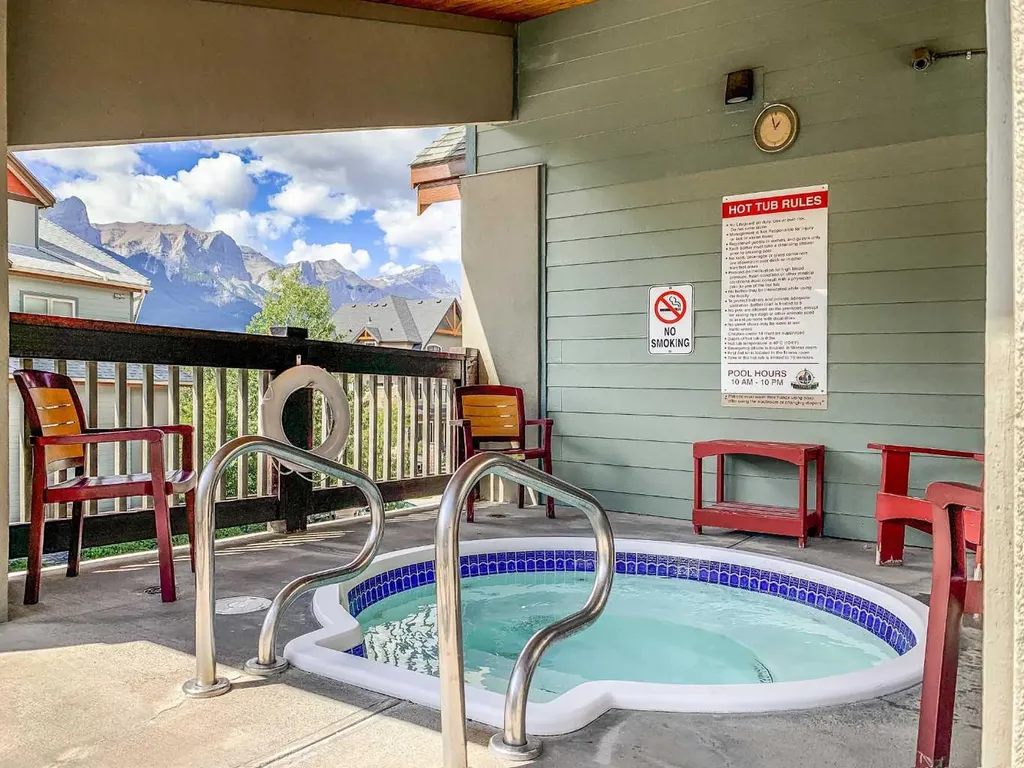 109 Montane Road Canmore AB T1W 3J2