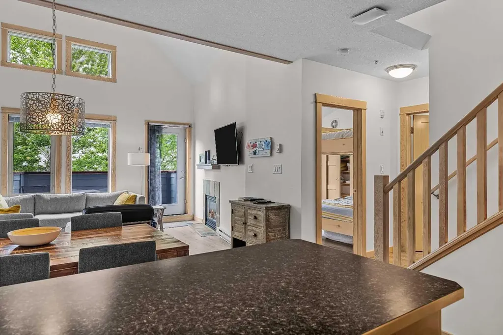 109 Montane Road Canmore AB T1W 3J2