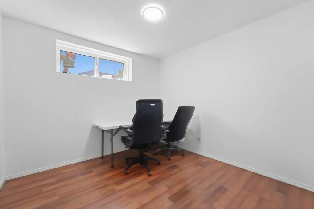 139 Saddlehorn Close NE Calgary AB T3J 5C6