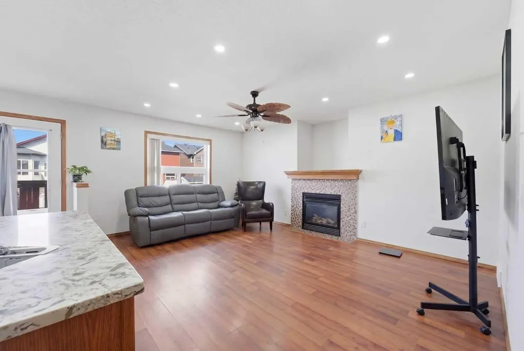 139 Saddlehorn Close NE Calgary AB T3J 5C6