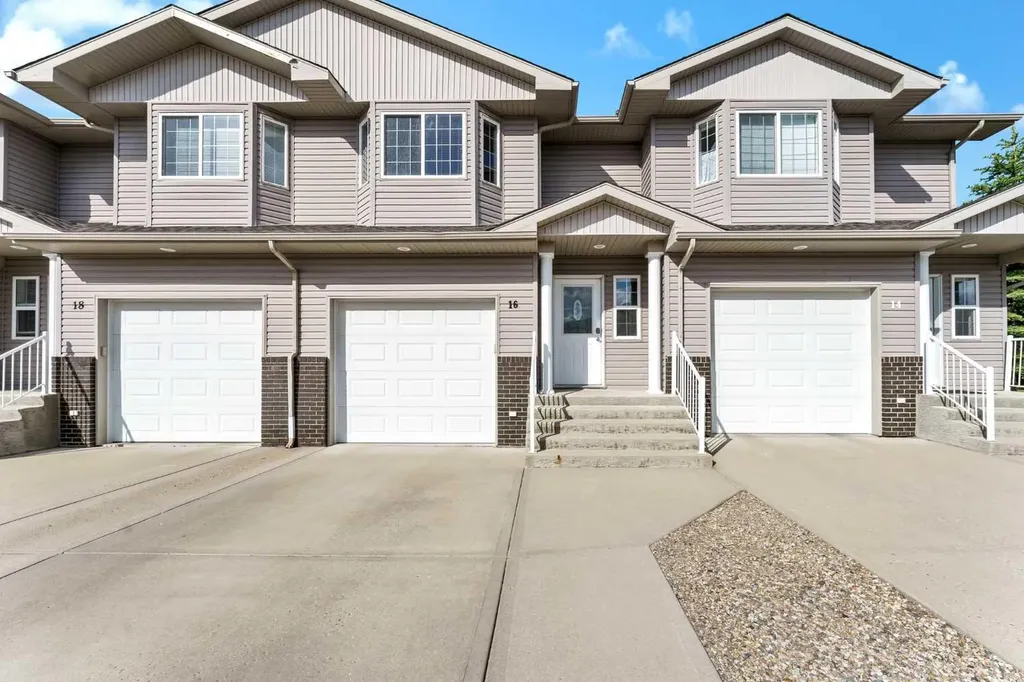 16 Sierra Avenue SW Medicine Hat AB T1B0A5