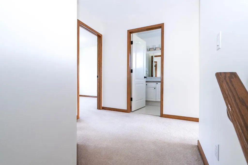 120 Ross Avenue Cochrane AB T4C 2E5