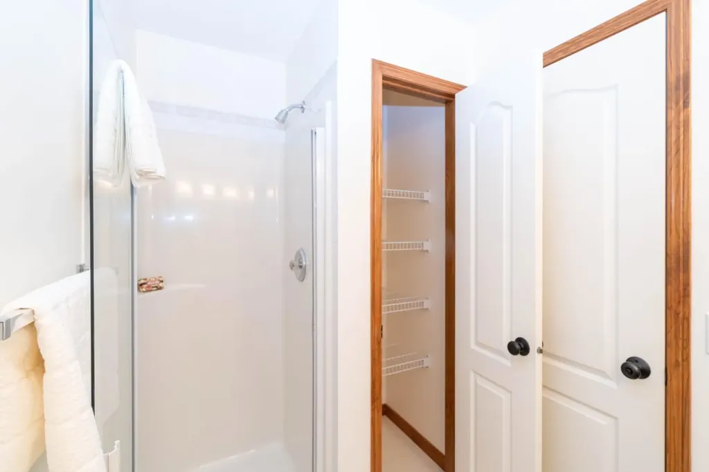 120 Ross Avenue Cochrane AB T4C 2E5