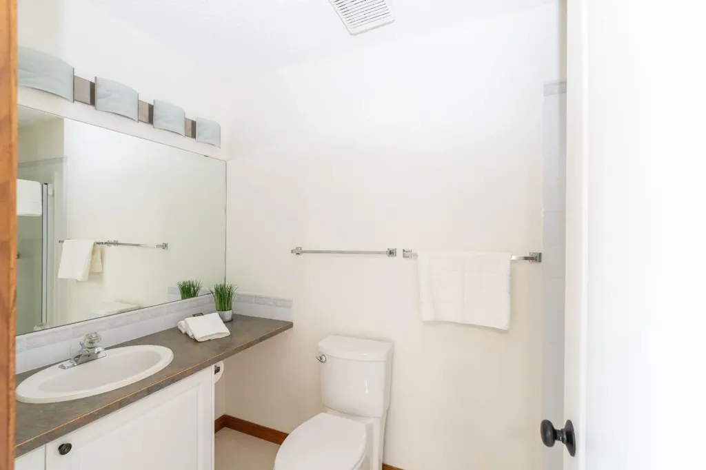 120 Ross Avenue Cochrane AB T4C 2E5