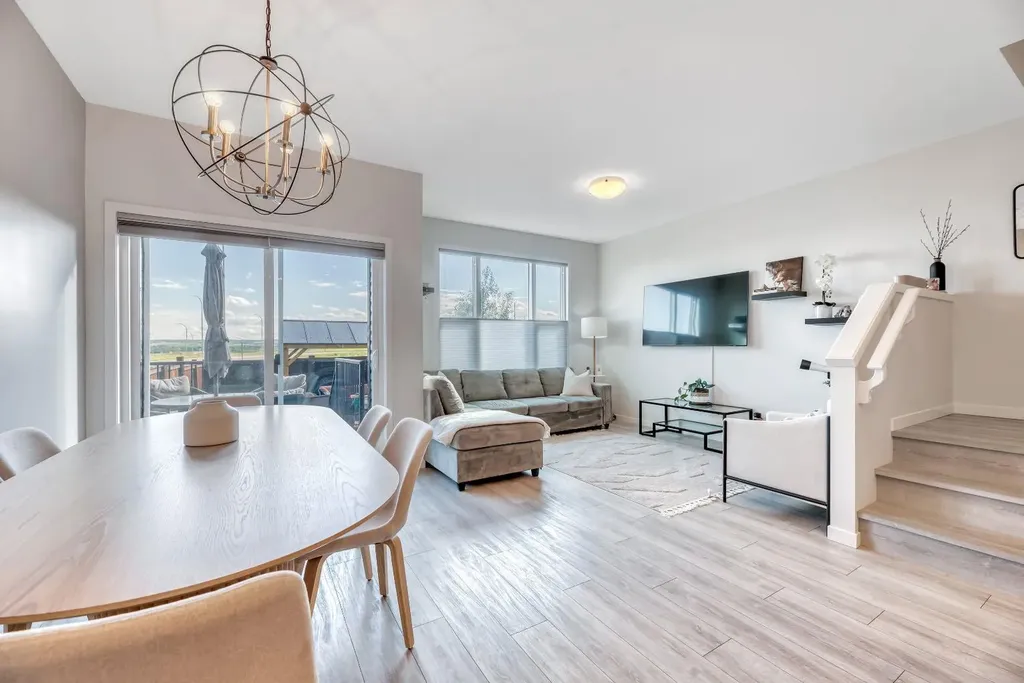 836 Seton Circle SE Calgary AB T3M 3B5