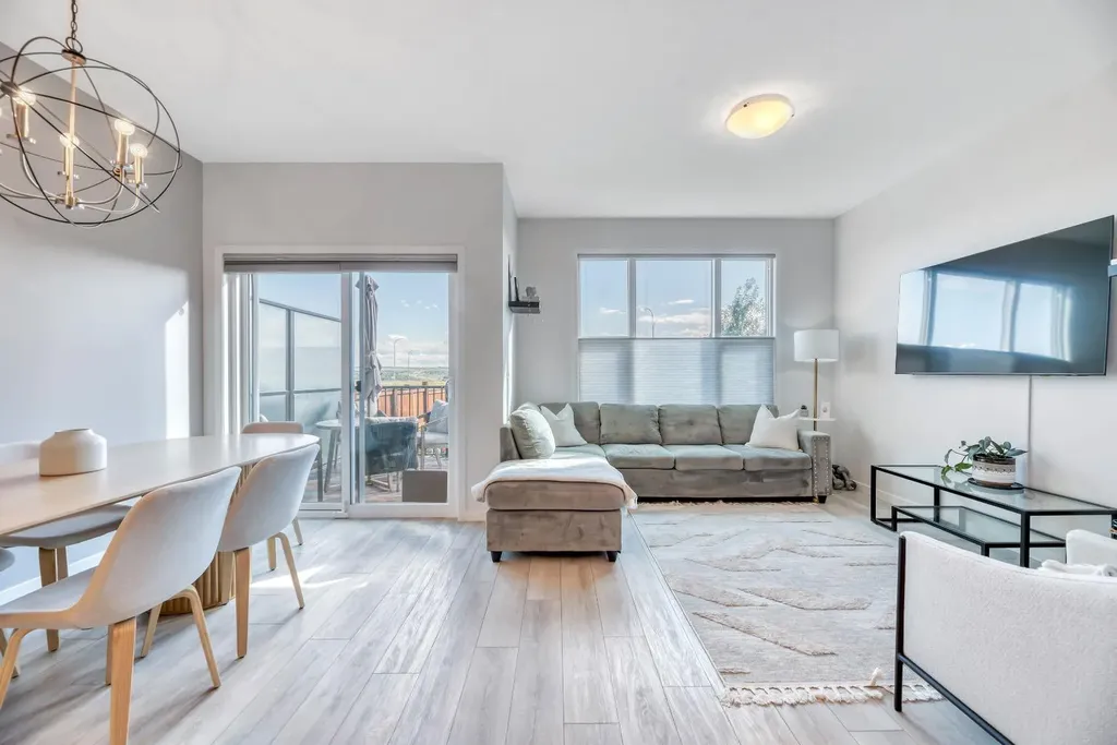 836 Seton Circle SE Calgary AB T3M 3B5