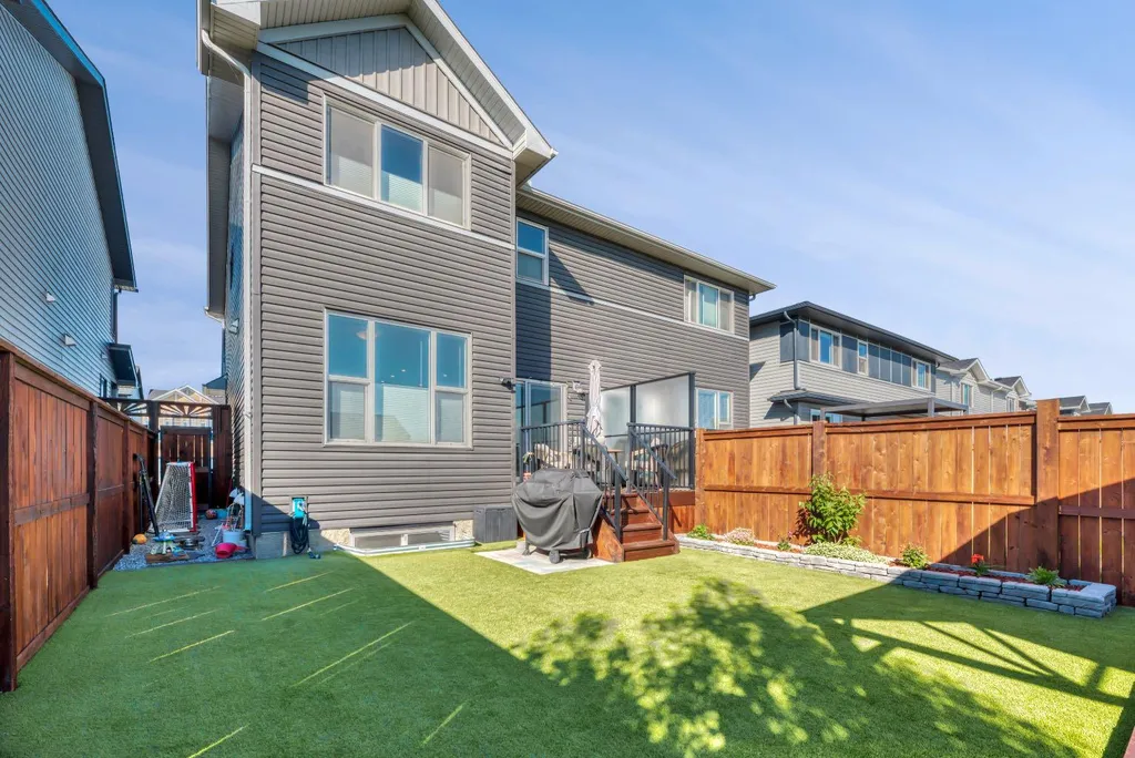 836 Seton Circle SE Calgary AB T3M 3B5