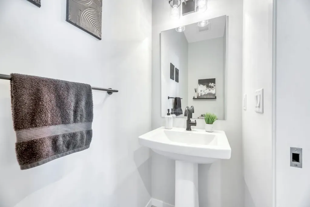 836 Seton Circle SE Calgary AB T3M 3B5