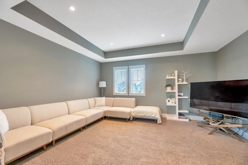 67 Aspen Dale Way SW Calgary AB T3H 0S1