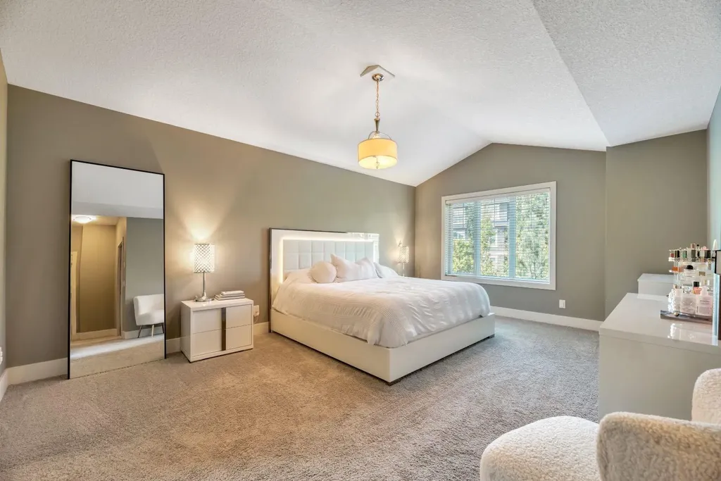 67 Aspen Dale Way SW Calgary AB T3H 0S1