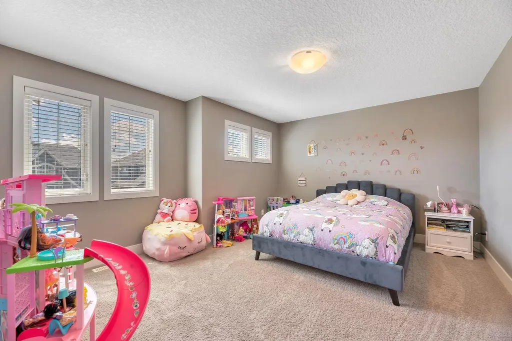 67 Aspen Dale Way SW Calgary AB T3H 0S1