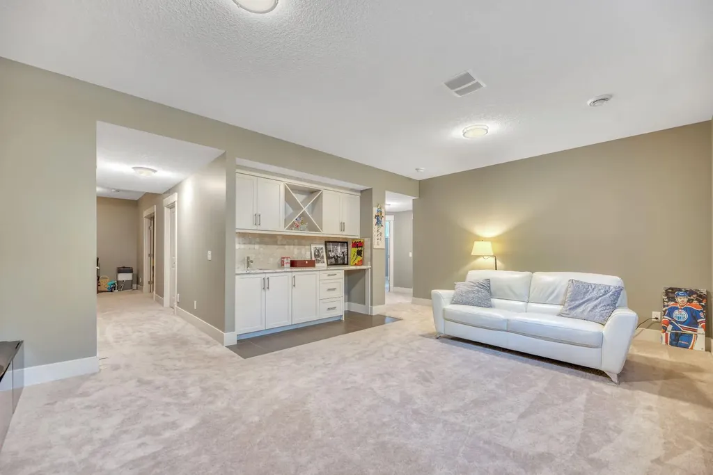 67 Aspen Dale Way SW Calgary AB T3H 0S1
