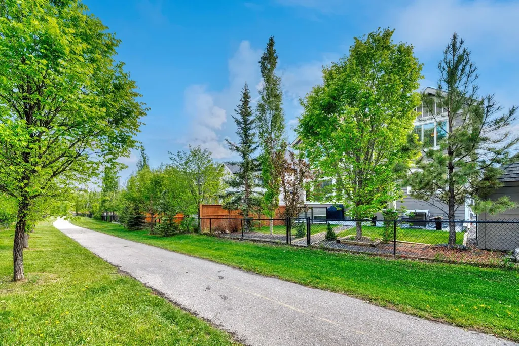 67 Aspen Dale Way SW Calgary AB T3H 0S1