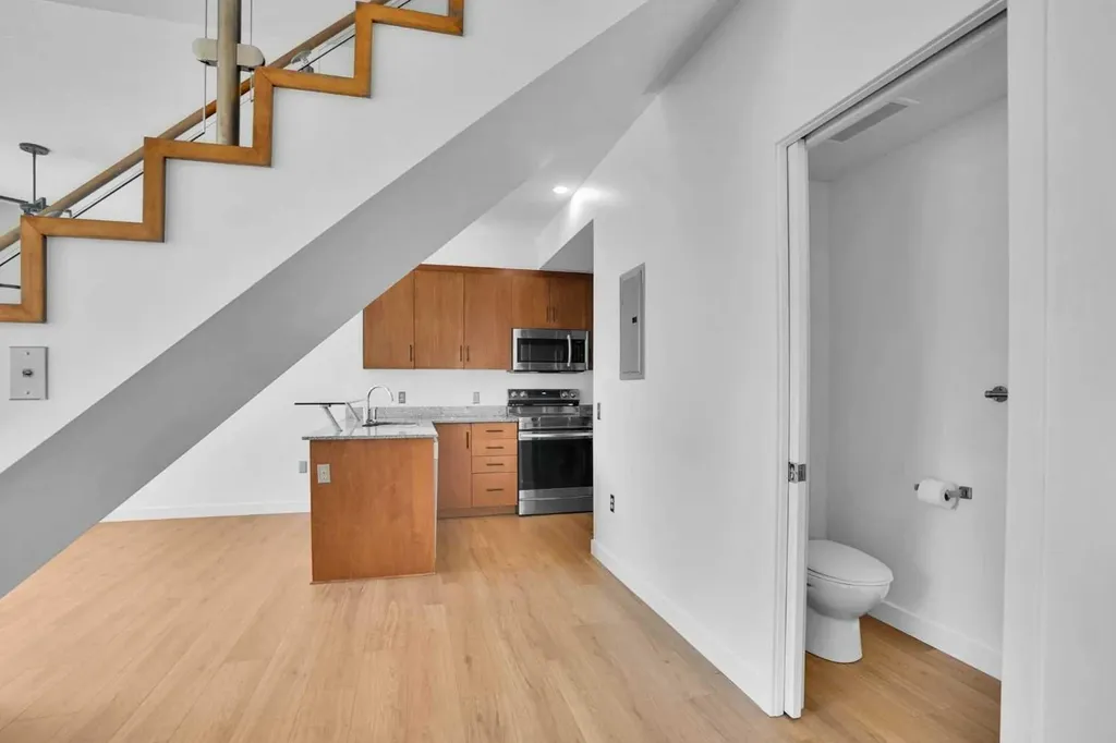 116 7a Street NE Calgary AB T2E 0C4