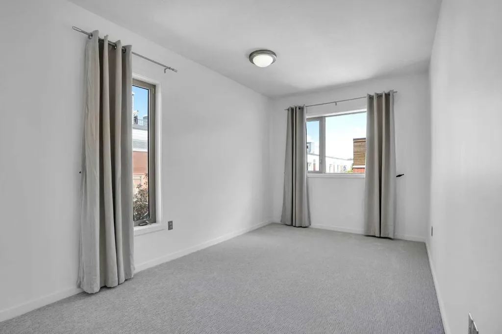 116 7a Street NE Calgary AB T2E 0C4