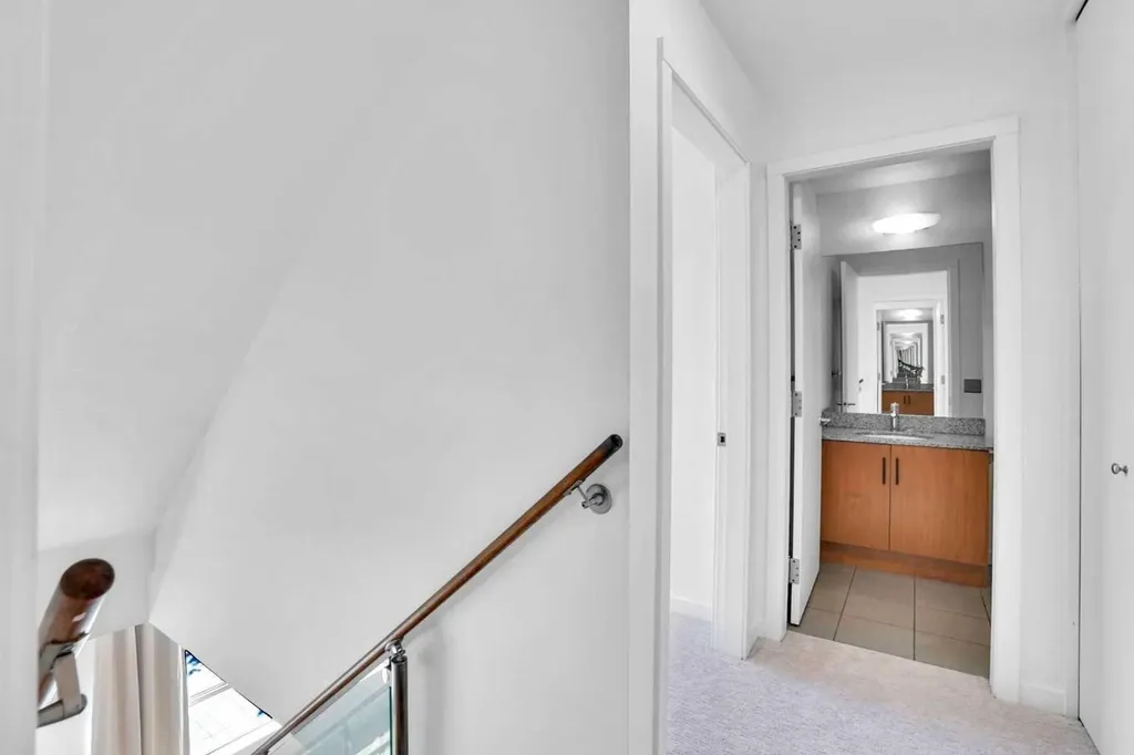 116 7a Street NE Calgary AB T2E 0C4