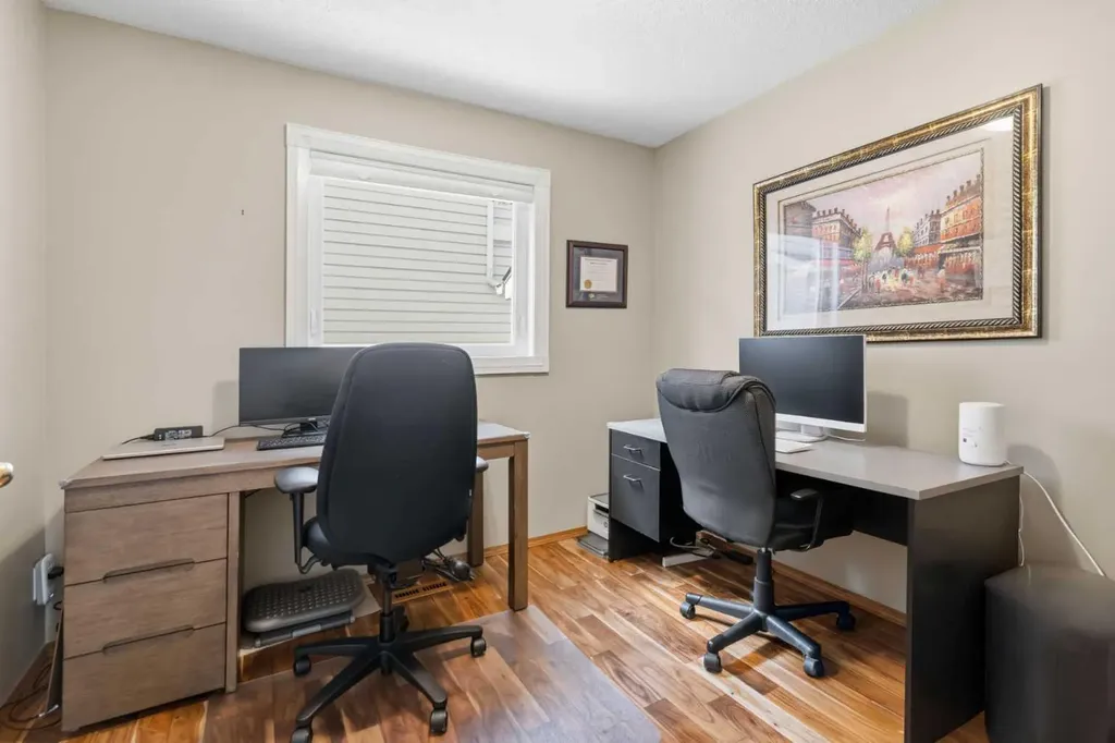 142 Riverview Circle SE Calgary AB T2C 4J9