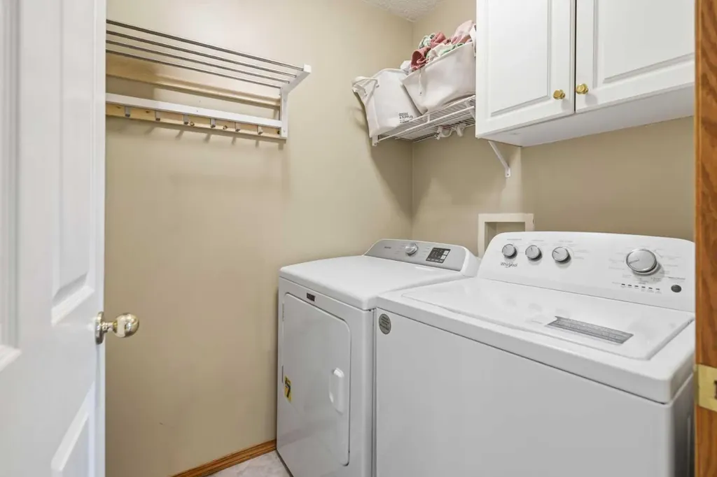 142 Riverview Circle SE Calgary AB T2C 4J9