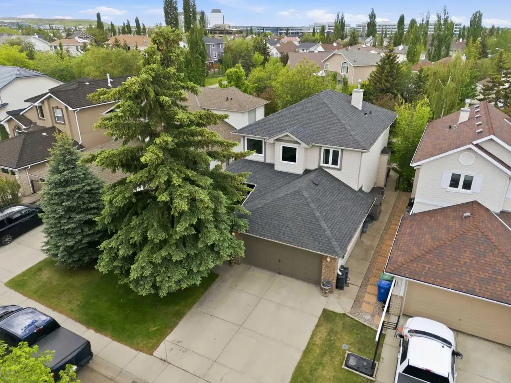 142 Riverview Circle SE Calgary AB T2C 4J9