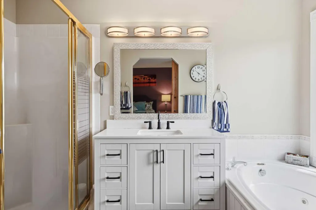 142 Riverview Circle SE Calgary AB T2C 4J9